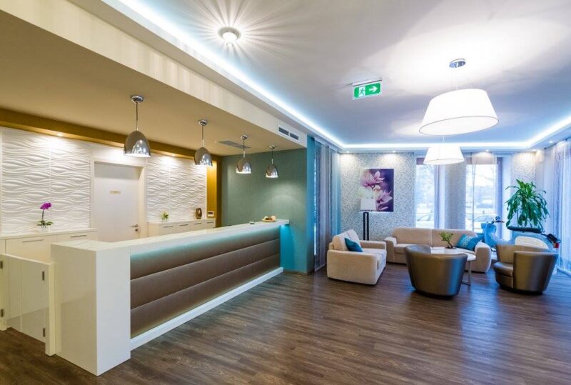 12695076_230512923952693_8788158965013053419_o.jpg Boutique Hotel Kristály