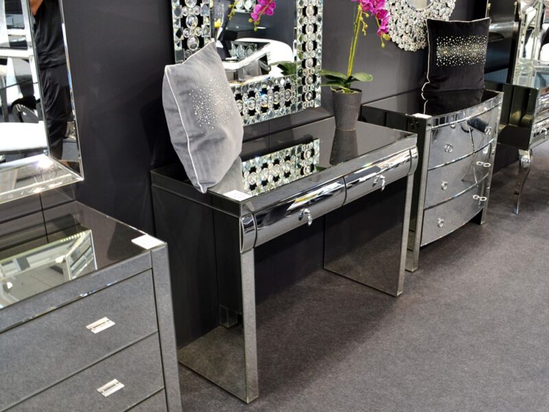 EUH - 15JS0065 konzolasztal