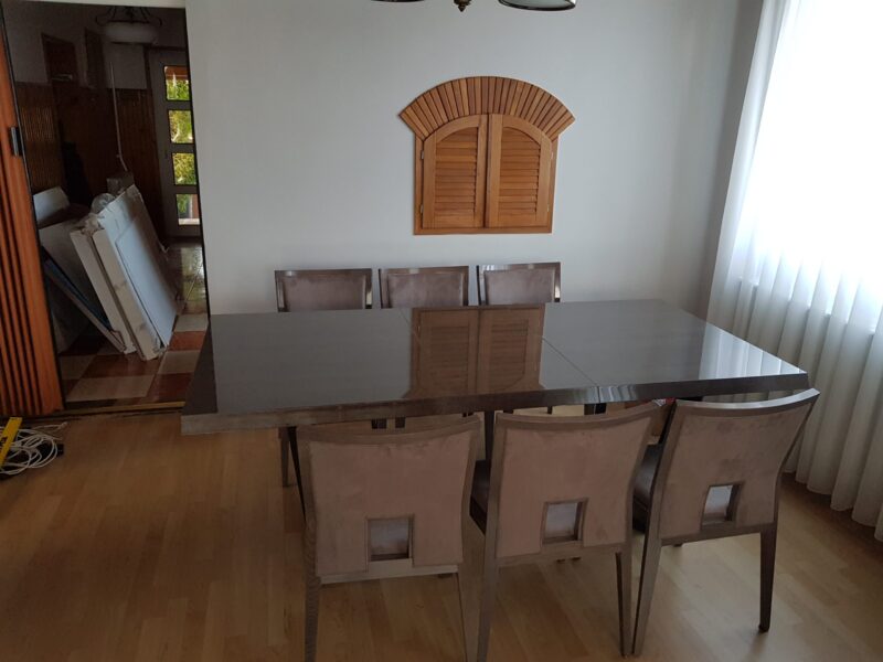 Nyíregyházi családi ház nappalija