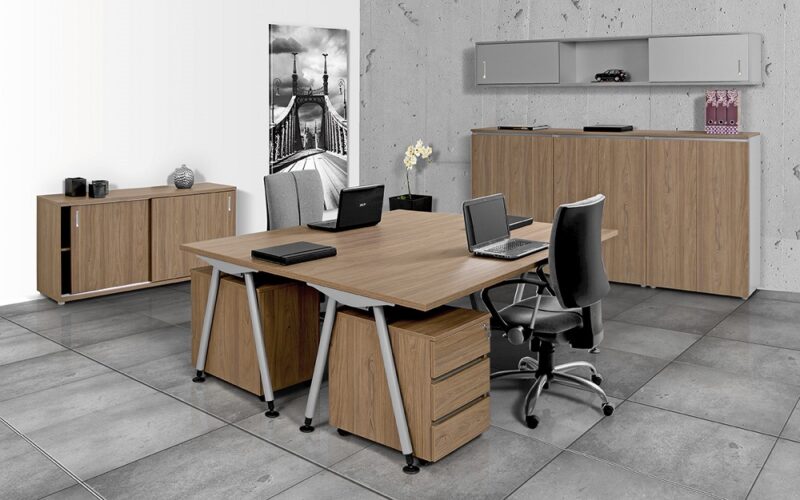 Délity: Extend fémlábas operatív iroda