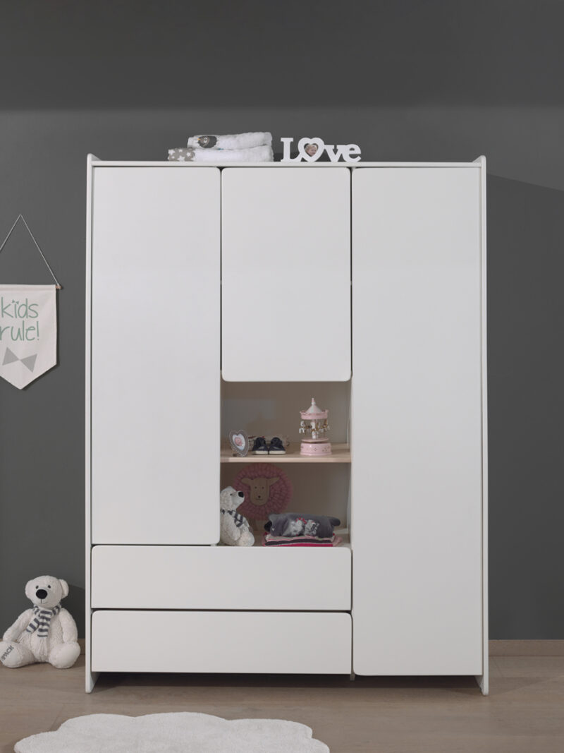 V -- Kid elemes ifjúsági szoba