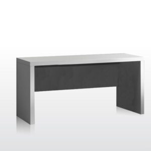 V -- Larry elemes ifjúsági szoba