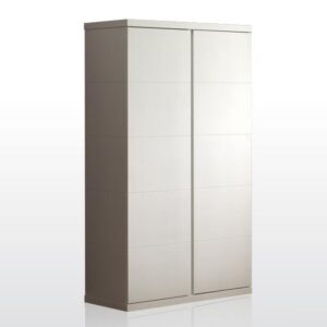 V -- Larry elemes ifjúsági szoba