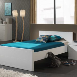 V -- Larry elemes ifjúsági szoba