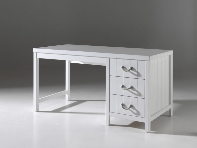 V - Levy emeletes ágy