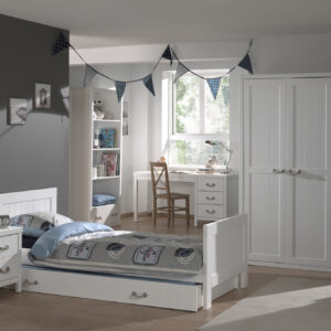 V -- Levy elemes ifjúsági szoba