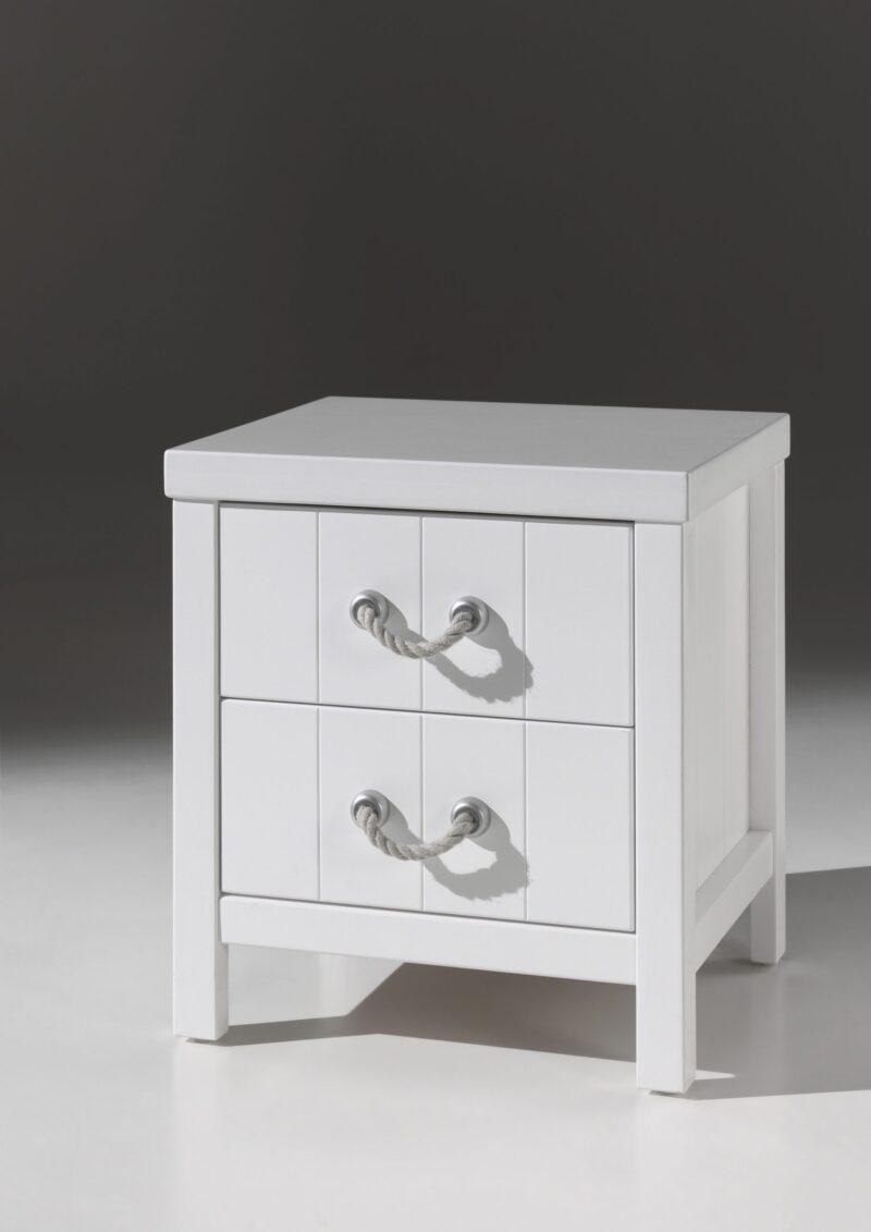 V -- Levy elemes ifjúsági szoba