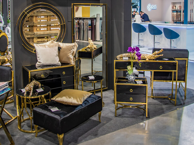 EUH - LW6071 tükrös konzolasztal