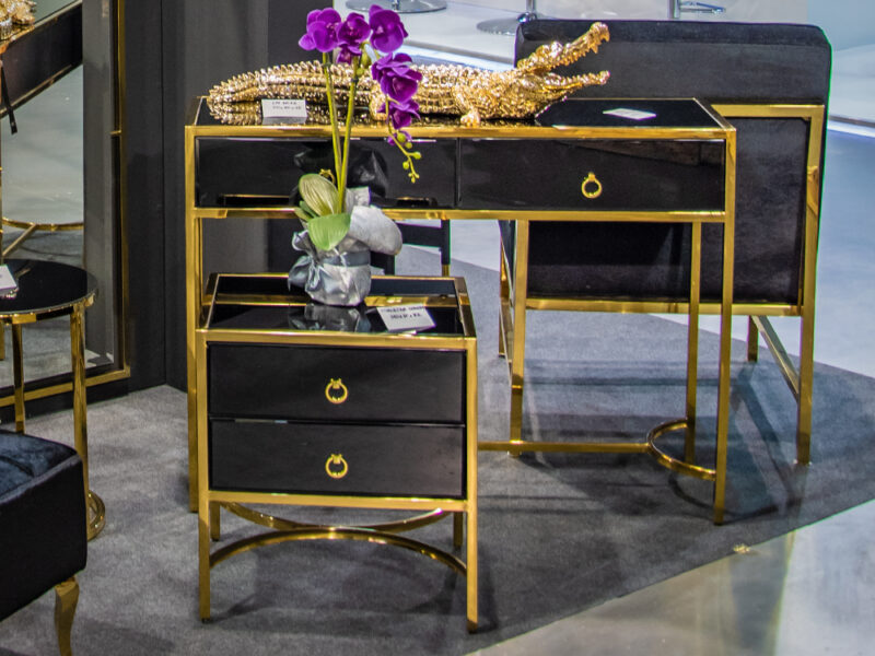 EUH - LW6071 tükrös konzolasztal