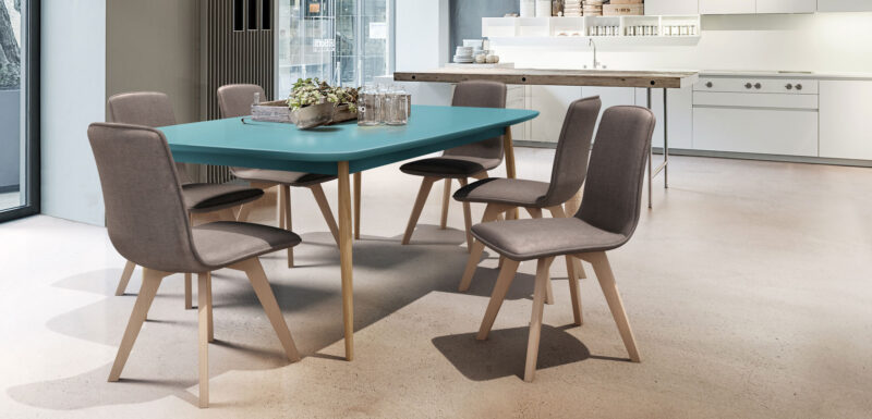 MOB - Tokyo étkezőszék