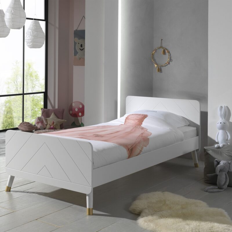 V -- Billie elemes ifjúsági szoba